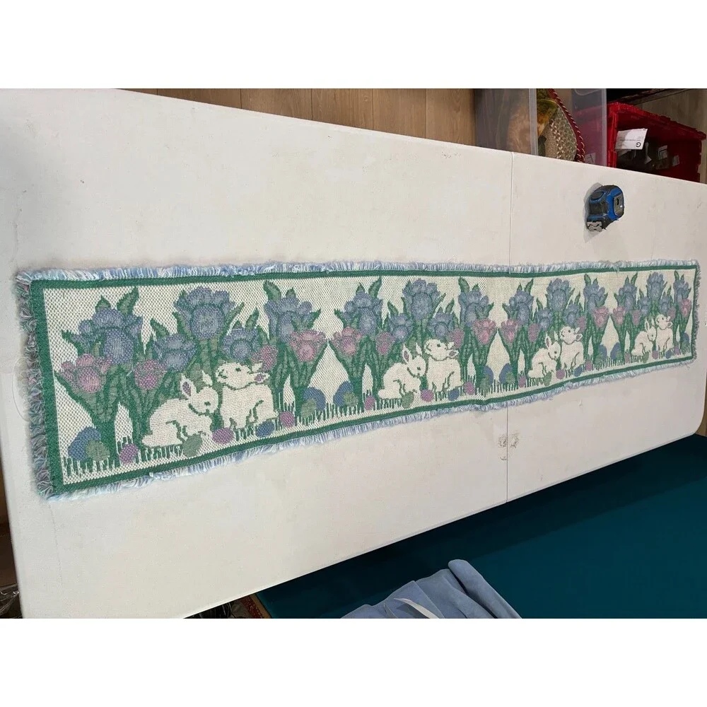 Vintage Park B.Smith Bunnies & Tulips Set 4 Placemats/runner Tapestry